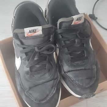 In Street Kalitesiz Ayakkabı Ve Yetersiz Hizmet!