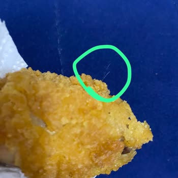 Lezita Çıtır Kova İçinden Çıkan Bir Ürün