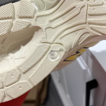 Lovesneakertr Hatalı Ürün Gönderimi - İade Kabul Edilmemesi.