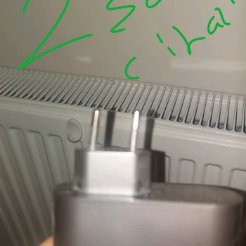 Dyson Dikey Süpürge Şarj Aleti Eğilmesi Sorunu
