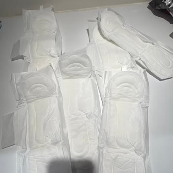 Sleepy Yapışkanı Yanlış Yere Basılmış