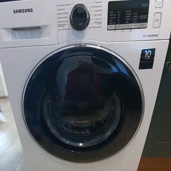 Samsung Eco Bubble Panel Ve Kapaktaki Kirlenme Ve Değişim Talebidir