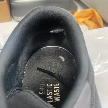 adidas Koray Spor Ürünün Arkasında Durmuyor