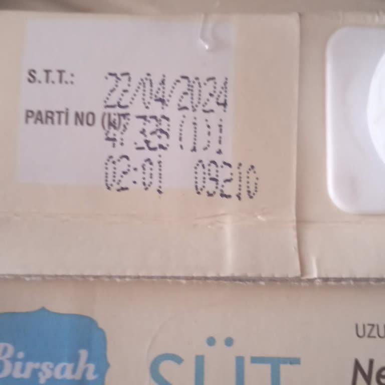 A101 Günü Geçmiş Ürün Satıyor