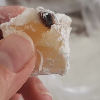 Aktürk Helva Markalı Lokumda Bulunan Yabancı Madde Şikayeti