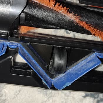 Anpa Gross Market 15 Dakikada Eriyen Süpürge Silikonları Ve İlgisizlik