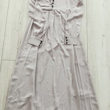 Ahsen_giyim_ (Instagram) İnternet'den Satışta Satıcının Tavrı Ve Yanlış Ürün Gönderimi