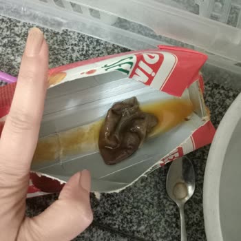 Dimes Gıda Senelerdir Alıp İçtiğimiz Meyve Suyundan Bir Cisim Çıktı