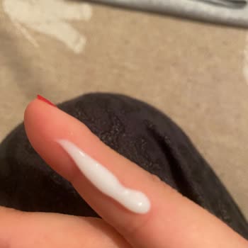 Eve Shop Celenes Nemlendirici Yüzümü Mahvetti