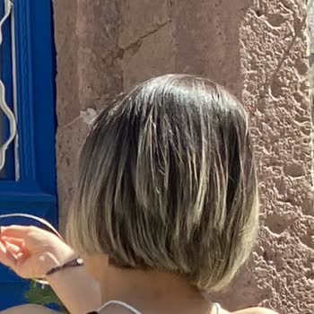 Gümüşlü Saçlar Kuaför Kötü Saç Kesimi