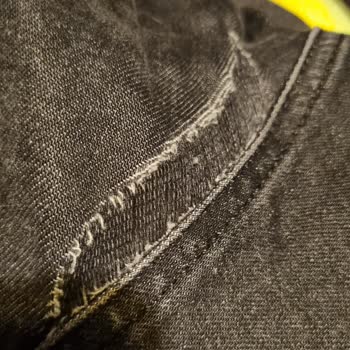 Mavi Marka Kot, Ağ Yerinden Yırtıldı