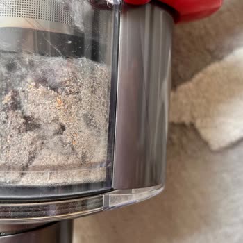 Dyson Hazne Kapağı Kapanmıyor