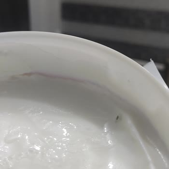 Dost Süt Dost Süzme Yoğurtta Canlı Böcek Çıktı!