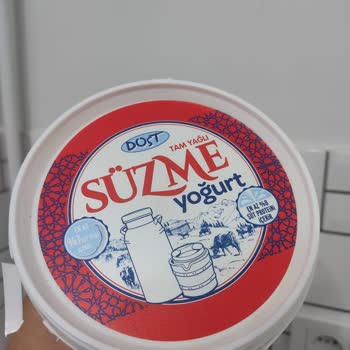 Dost Süt Dost Süzme Yoğurtta Canlı Böcek Çıktı!