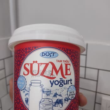Dost Süt Dost Süzme Yoğurtta Canlı Böcek Çıktı!