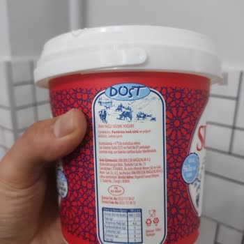Dost Süt Dost Süzme Yoğurtta Canlı Böcek Çıktı!