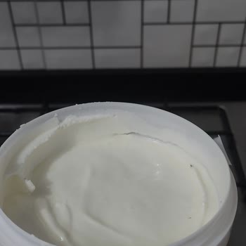 Dost Süt Dost Süzme Yoğurtta Canlı Böcek Çıktı!