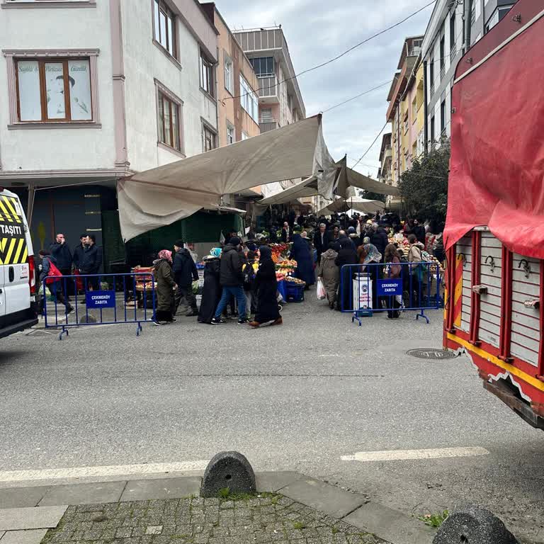 Çekmeköy Belediyesi Çekmeköy Mimarsinan Pazartesi Pazarı Hakkında Şikayet