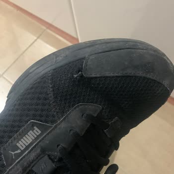 Puma Ayakkabı Yanlardan Delinme