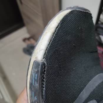 Adidas Ayakkabısı Yanlardan Açtı