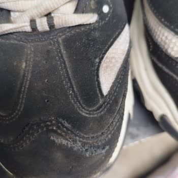 Skechers Ayakkabımda Çok Kısa Sürede Açıklama Oldu