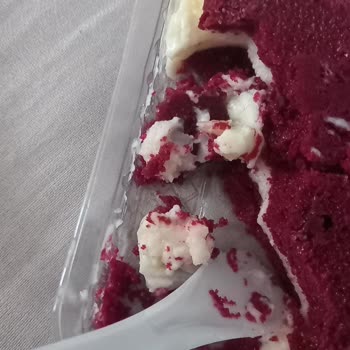 Osmanoğlu BİM Kadife Tatlısı Bozuk