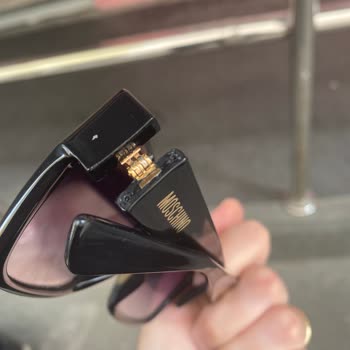 Safilo Group Garantisi Olan Gözlüğümün Parçası Olmadığını Söylüyor