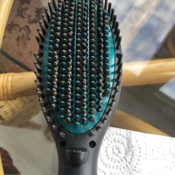 Rowenta CF5820 Probleme bei der Reinigung der Kammzähne trotz verschiedener Methoden