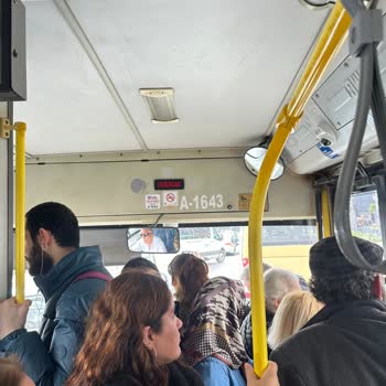 İETT Otobüsünde Havalandırma Açılmaması