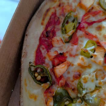 GetirYemek Little Caesars'dan Kuru Pizza Hayal Kırıklığı