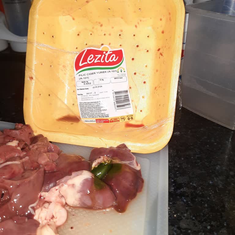 Lezita Tavuk Ciğerinden Öd Kesesi Çıktı