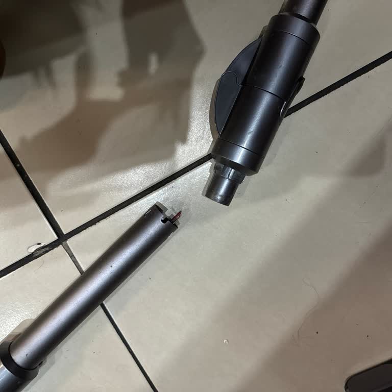 Blaupunkt Dik Süpürgenin Kablosu Koptu