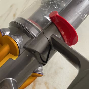 Dyson V12 Hafif Diye Aldım Kalitesiz Çıktı