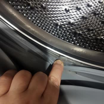 Vestel Çamaşır Makinesi Az Su Alıyor, Kokuyor Ve Sıkmıyor