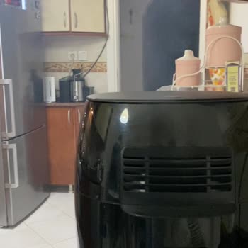 PHILIPS Ev Aletleri Philips HD9867/90 Airfryer Aşırı Duman Ve Koku Şikayeti