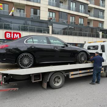 Mercedes Sıfır Araba Alalı 5 Dakika Oldu Yolda Kaldım