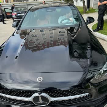Mercedes Sıfır Araba Alalı 5 Dakika Oldu Yolda Kaldım