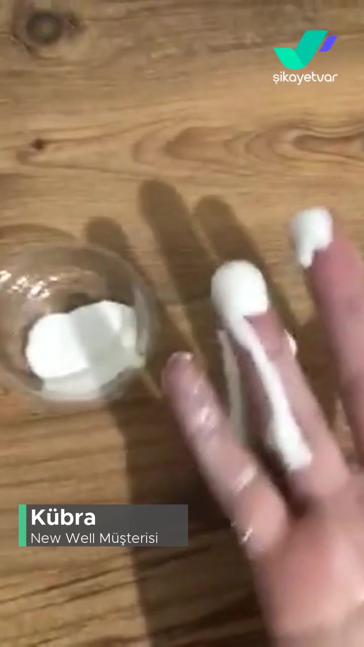 New Well Güneş Kremi SKT'ye 2 Yıl Olmasına Rağmen Bozuk Çıktı! videonun kapak resmi