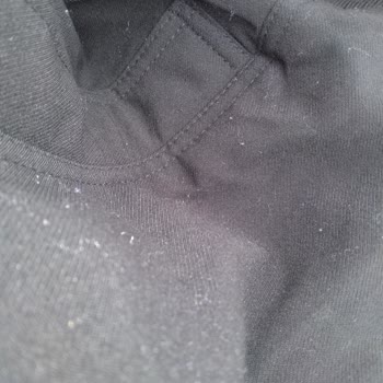 Pull And Bear Ceketin İçindeki Yünler Çıkıyor