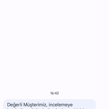 Hummel Ayakkabıda Renk Değişikliği Meydana Geldi