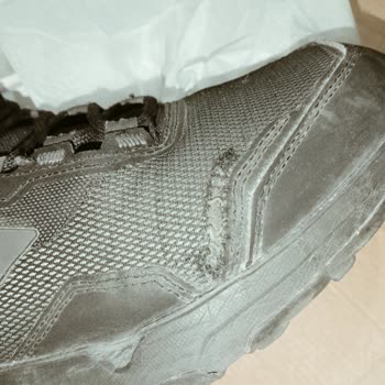 Intersport 4 Ayda Patlayan Ayakkabı Mı Olur?
