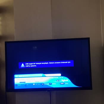 Digiturk Bozulan Kutuyu Değiştirmiyor, Servis Ücreti Talep Ediyor...