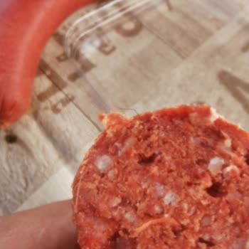 Namet Sucukta Kıl Çıktı