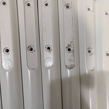 Canisa Kalite Kontrolü Yapılamadan Gönderilen Mutfak Masası Takımı-Özensizlik