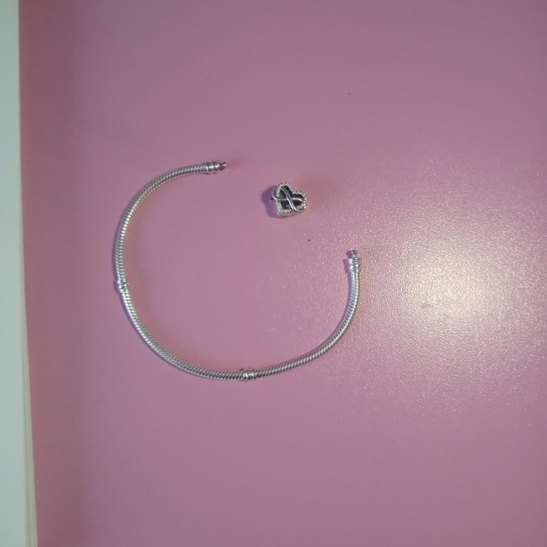 Pandora Mücevher Pandora Bileklik Koptu