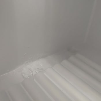 Sıfır Alınan Siemens Buzdolabının Ayıplı Çıkması