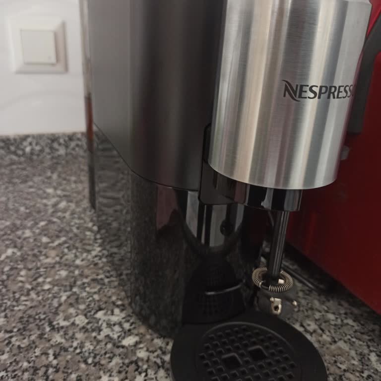 Nespresso Herkese Verilen Kapsül Hediyesi Bize Gelince Yardımcı Olunamıyor.