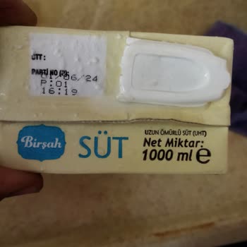 A101 Birşah Süt Aldım Zehirlenme