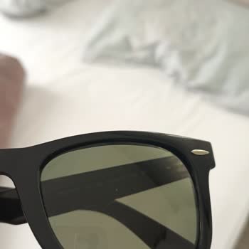 Rayban Gözlüğün Çizik Satılması