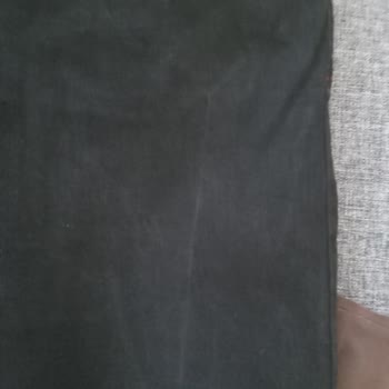 Colin's Pantolonunda Beyaz Çizgiler